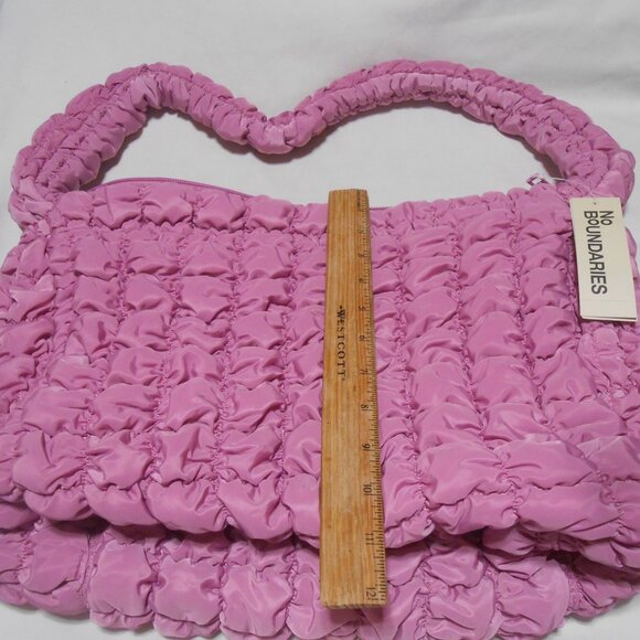 NEW NO BOUNDARIES OVERSIZED HOBO STYLE BAG SHOULDER PURSE ROSY LILAC QUILTED π - Picture 5 of 9
